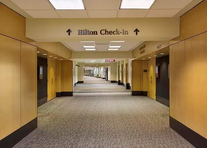 Hilton Chicago O'hare Airport 4*