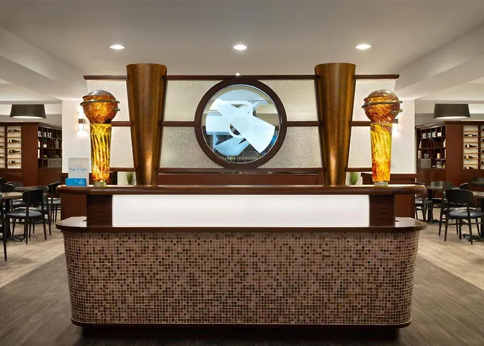Hotel Hilton Chicago O'hare Airport 4*