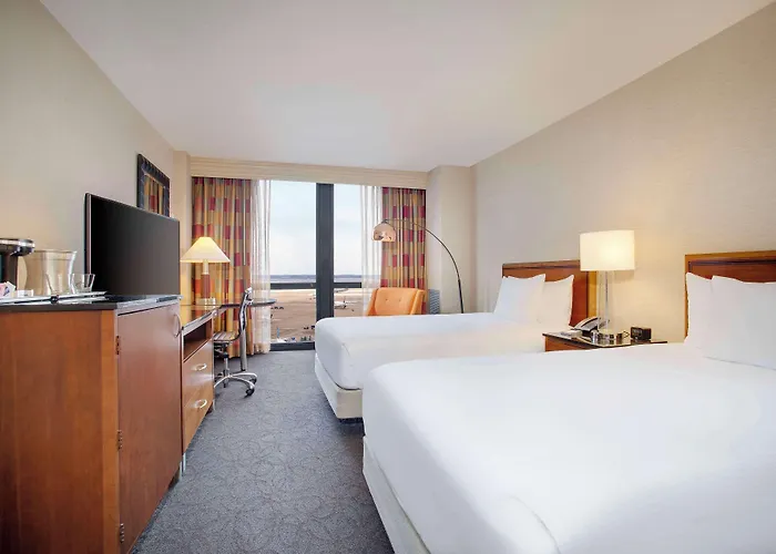 Hilton Chicago O'hare Airport 4*