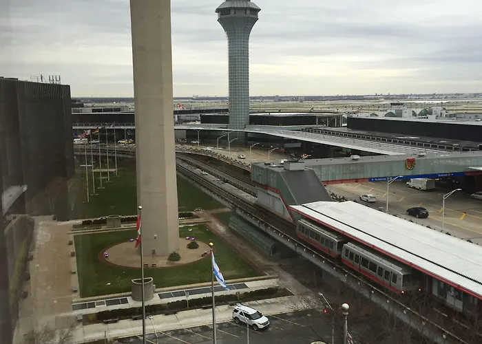Hilton Chicago O'hare Airport Hotel 4*
