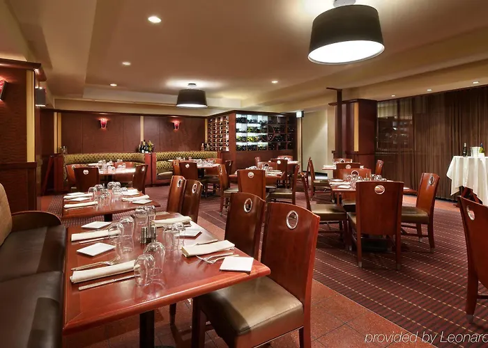 Hilton Chicago O'hare Airport 4*